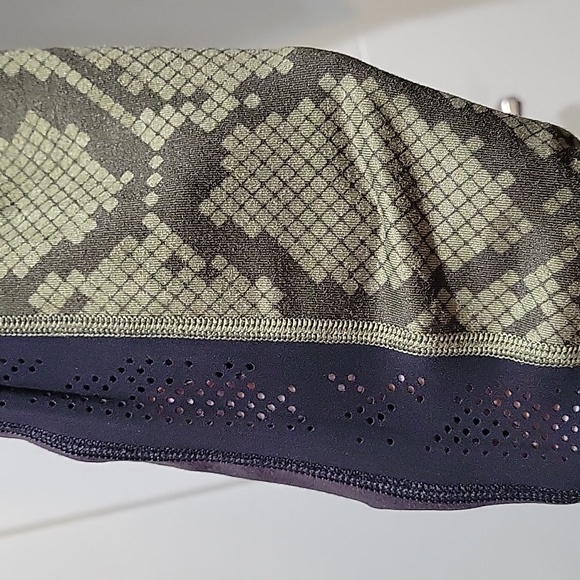 Snake print legging - Picture 2 of 7